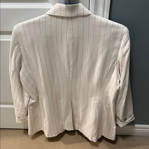 H&M Cream Pinstripe Jacket - Picture 4 of 5